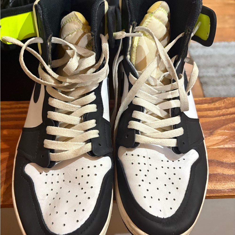 Nike air Jordans athletic shoe size 9.5